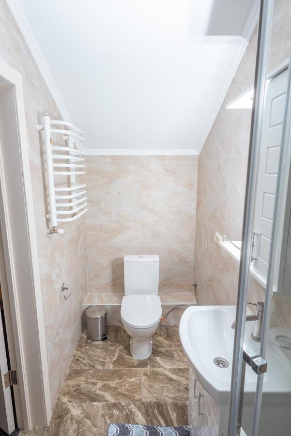 Residence Nesh Tatariw Exterior foto